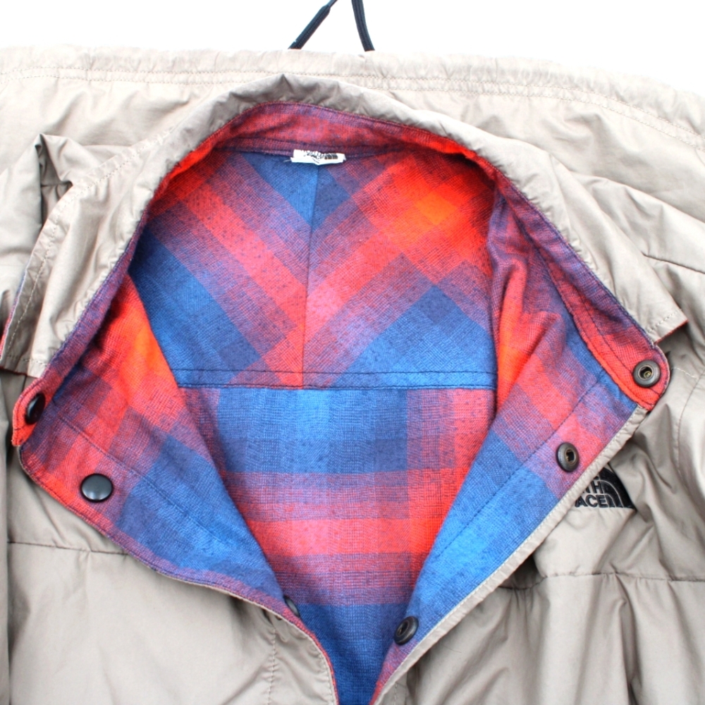 Men’s North Face Reversible Jacket – Size M – Tan/Red Plaid - Picture 7 of 11